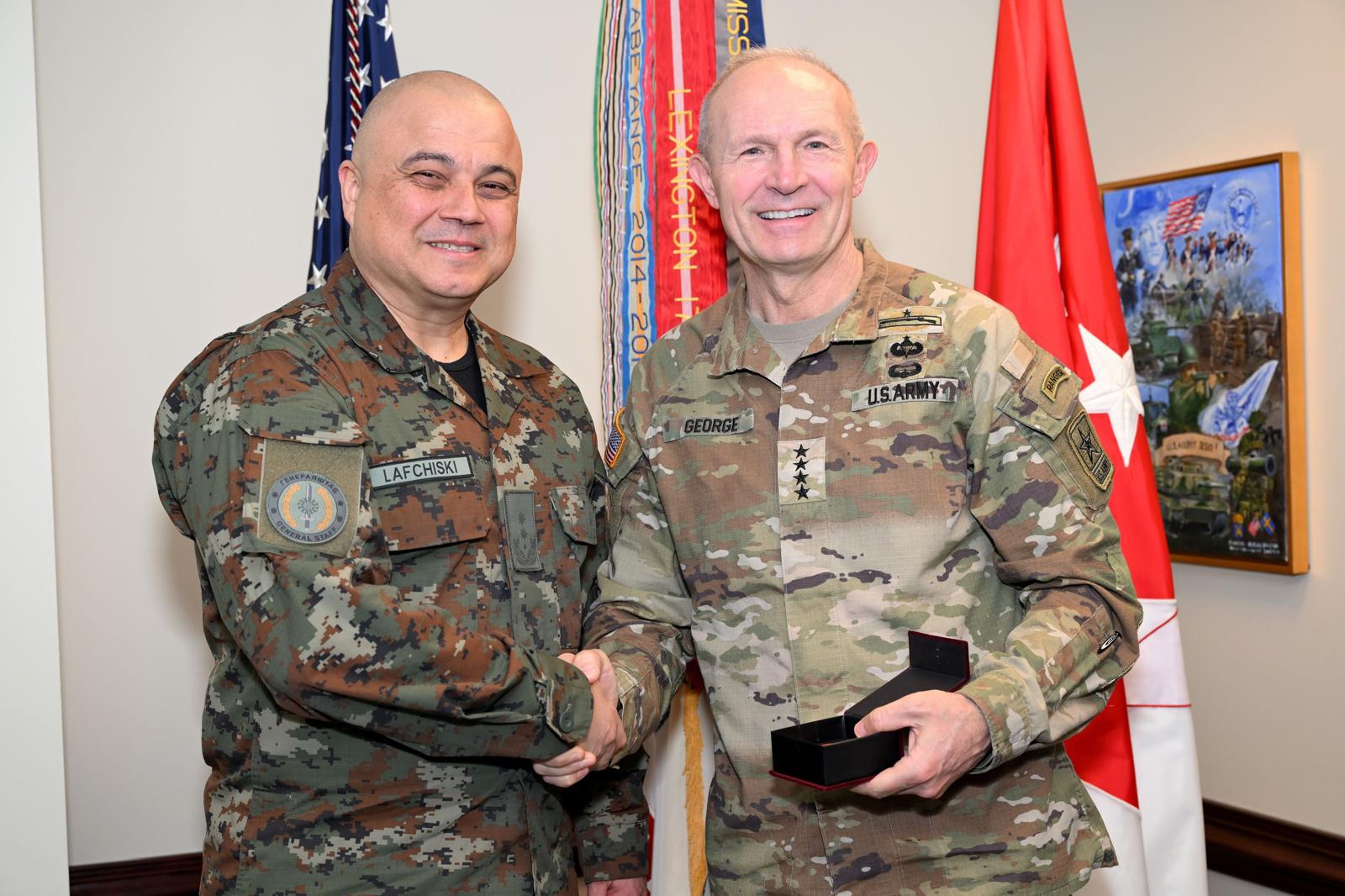 The Chief of the Army General Staff completed the visit to the U.S. Armed Forces through meetings with Senior Military Officials at the Pentagon, Washington