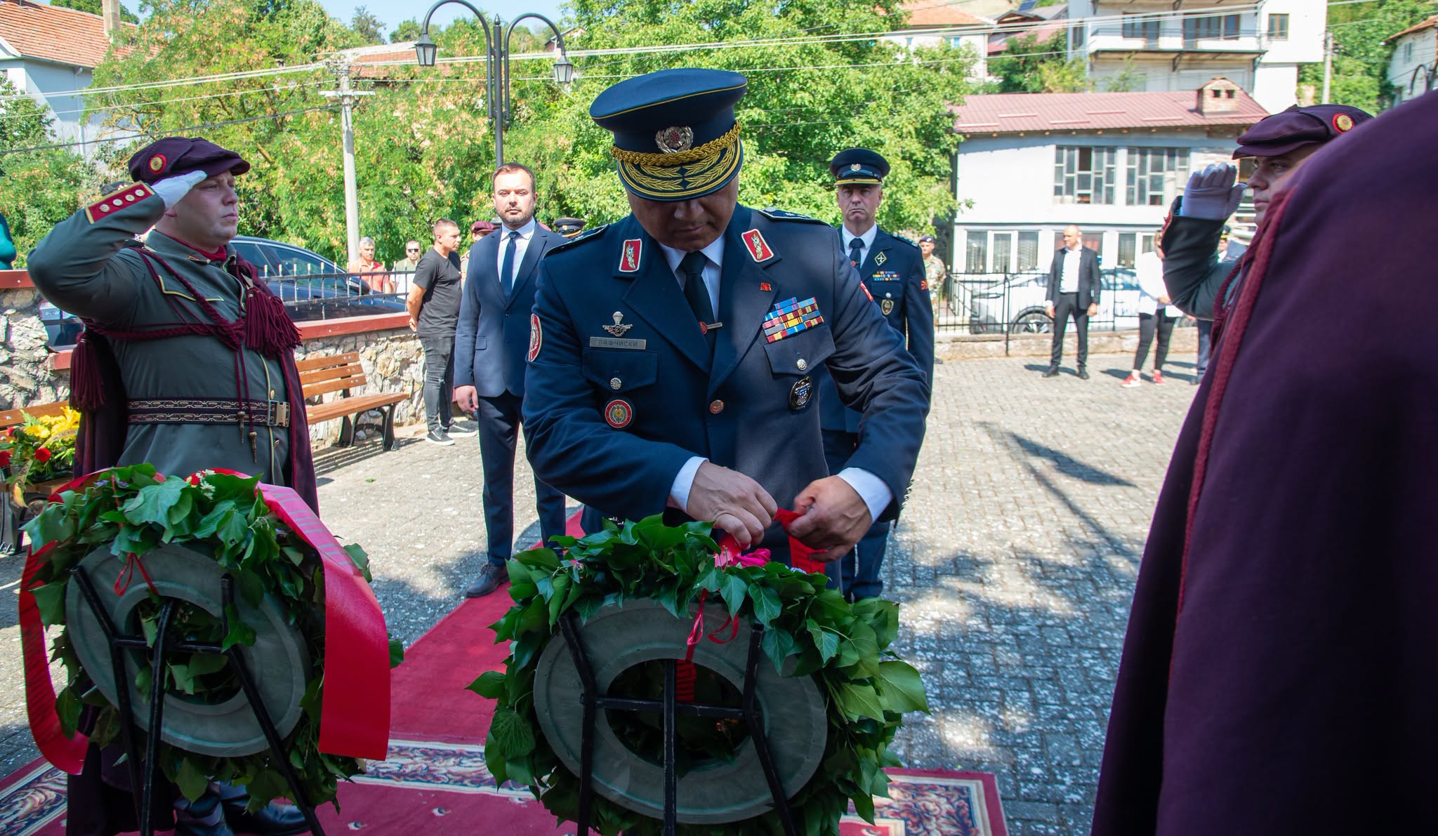 Армијата и Министерството за Одбрана им оддадоа почит на загинатите бранители кај Љуботенски бачила