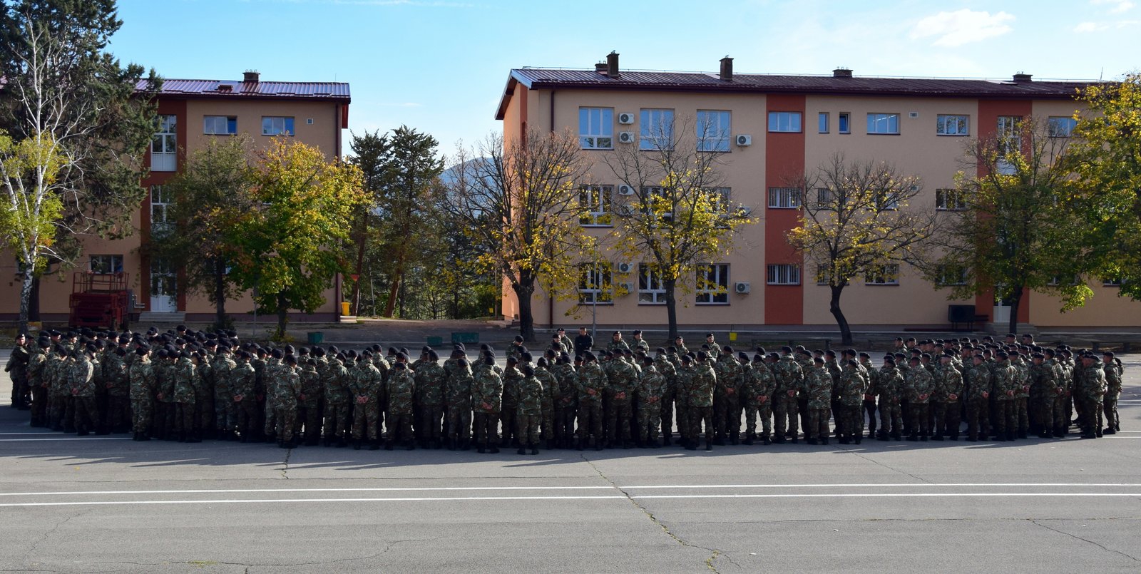 Началникот на Генералштабот во обиколка  на единиците касарните во Штип и Ќојлија
